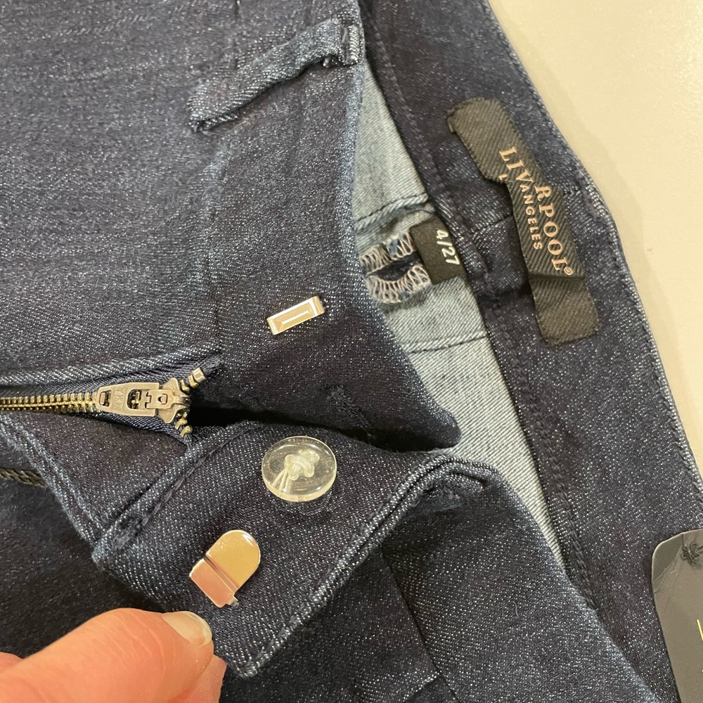 NWT Liverpool straight cropped jeans - Picture 3 of 6